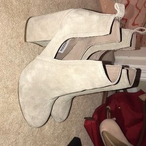 Steve Madden suede booties
